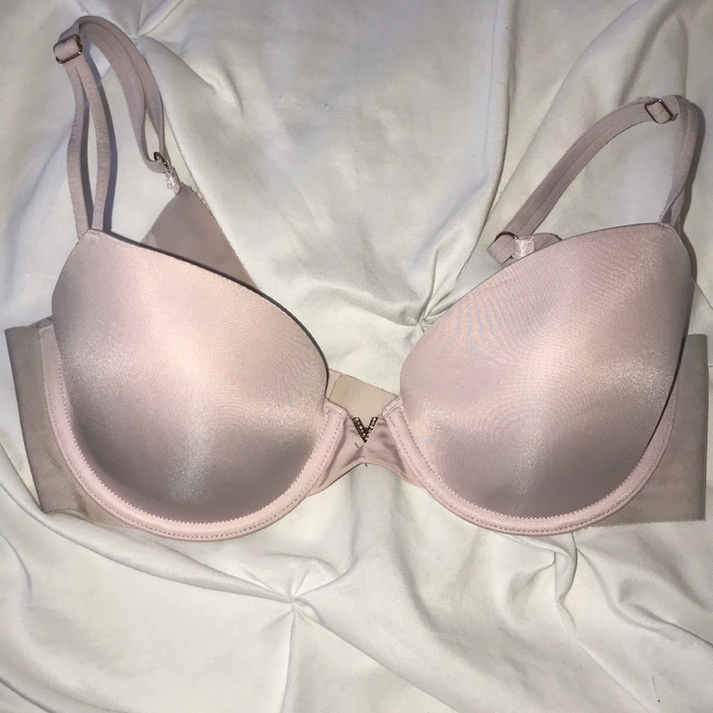Pink lightly lined bra